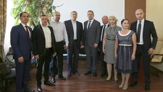 Брянские чиновники и бизнесмены съездили в Крым