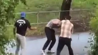 На улице Черновицкой в Рязани мигранты избили молодых рязанцев