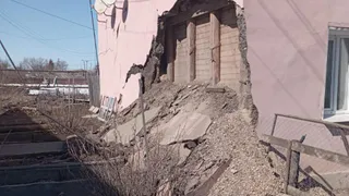 В Скопине обрушилась стена дома на улице Заводской