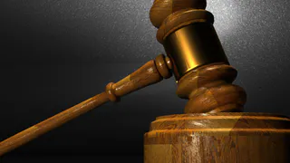 В Брянской области сразу три судьи ушли в отставку