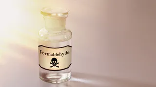 Опять в Песочне травят: на Зубковой зафиксировали выброс формальдегида