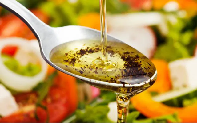 Простейшая и вкуснейшая заправка к блюдам