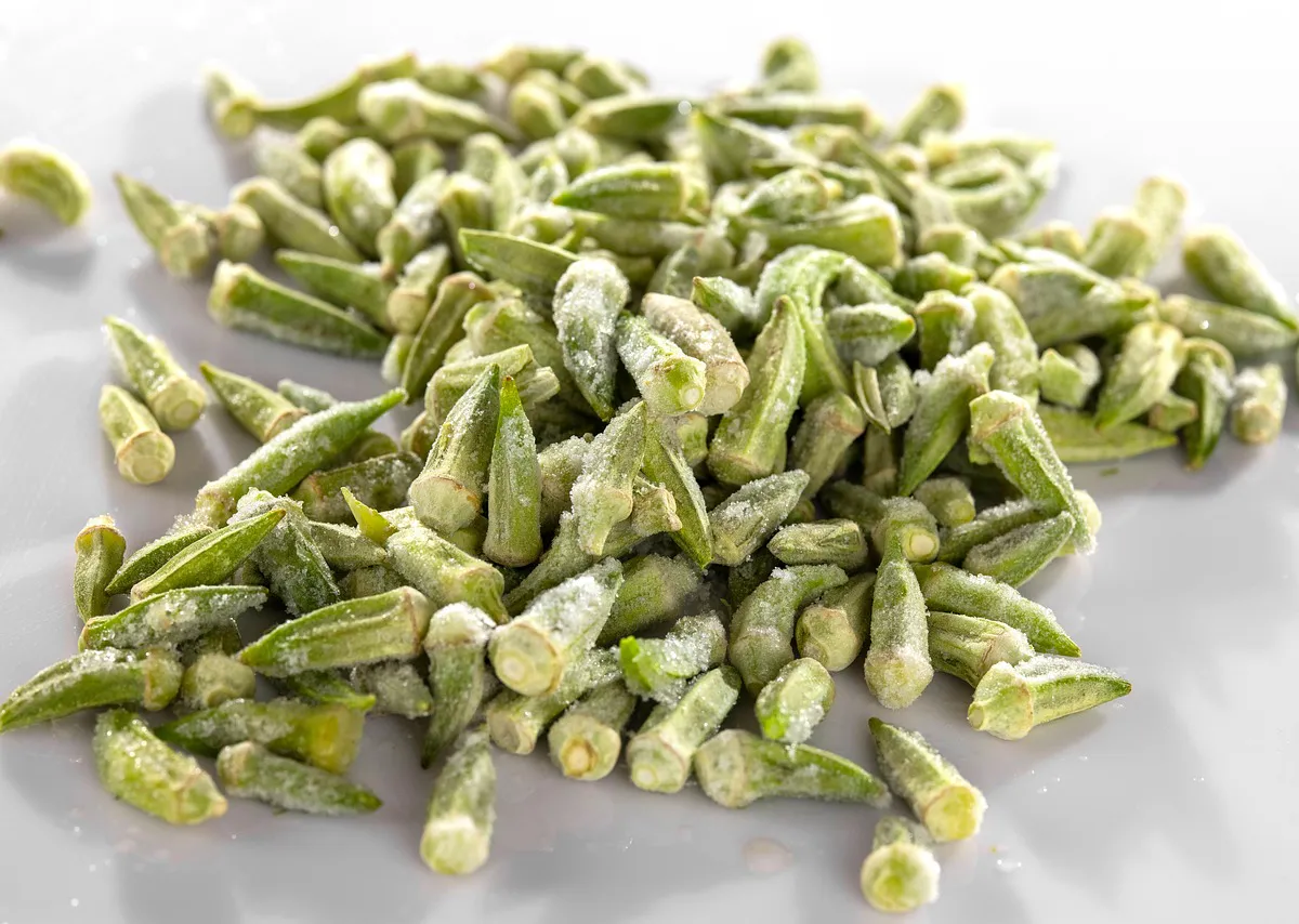 Шикарен в любом блюде и содержит всего 36 ккал: назван вкусный овощ, который спасает кишечник и укрепляет кости