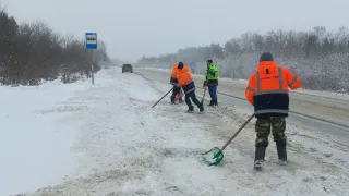 Жителям Чувашии разъяснили, куда жаловаться на нечищеные дороги