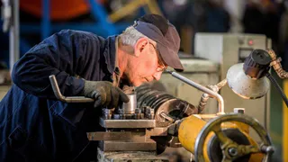 Звание «Ветеран труда» будут присваивать по новым правилам