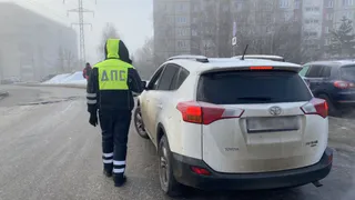 Во Владимире сотрудники полиции проверяют автомобили с затонированными стеклами