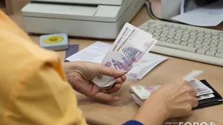 Каждый третий житель Владимира готов работать за "серую" и "черную" зарплаты