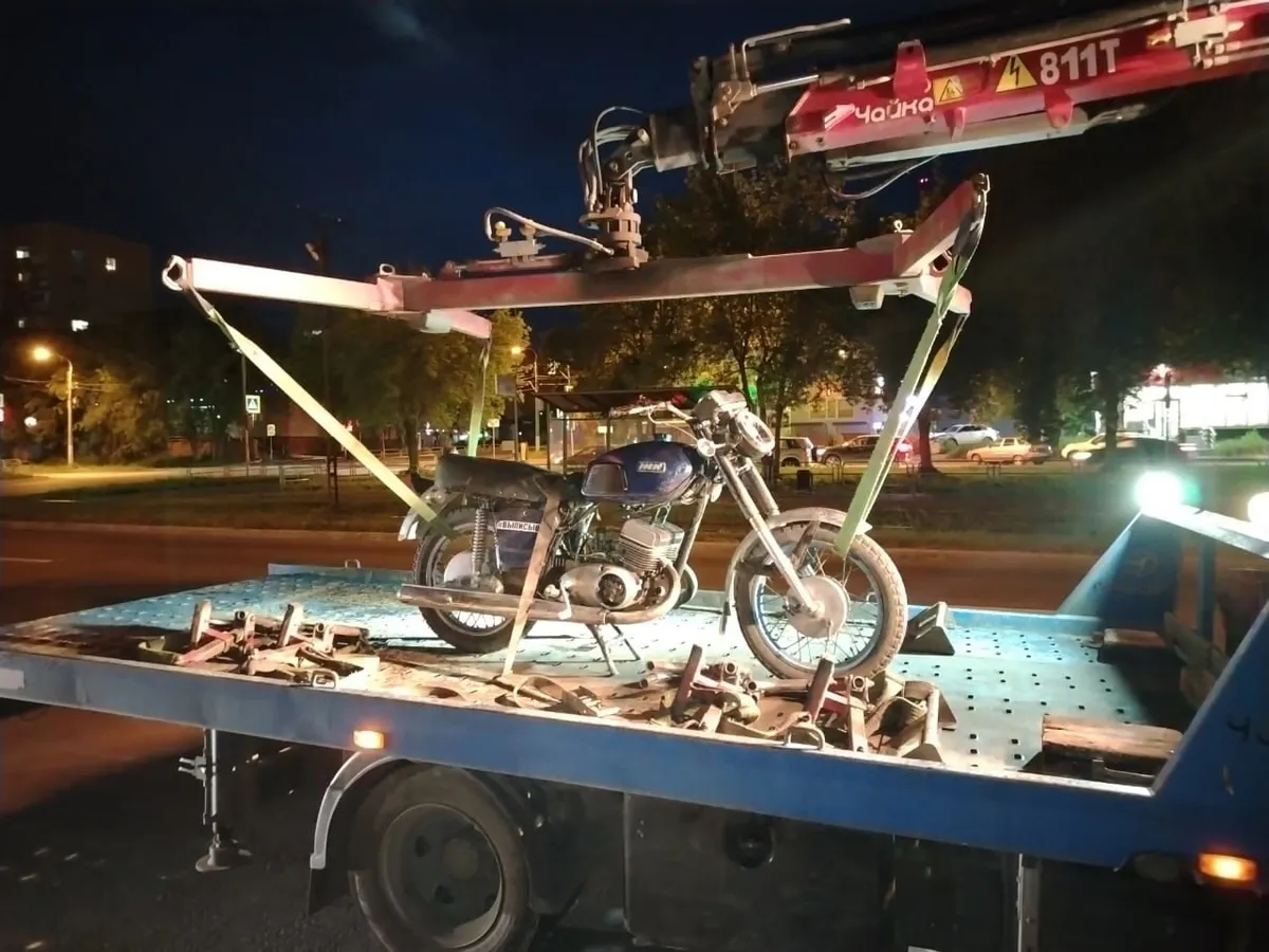 17-летний мотоциклист задержан в Магнитогорске после попытки скрыться от полиции