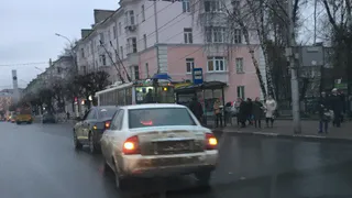 ДТП на Первомайском проспекте - в "Ауди" врезалась "Приора"
