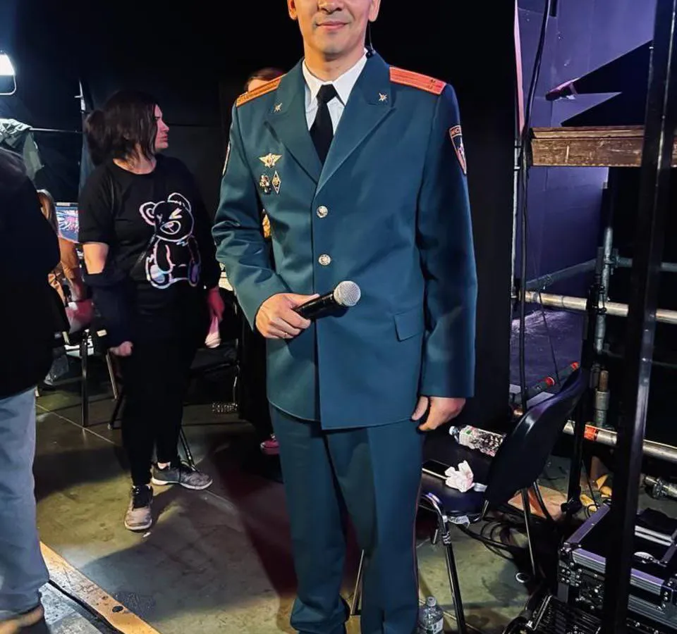 Дмитрий Стародубцев из Пензенской области перепел Любовь Успенску в эфире Первого канала