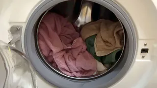 Разбираемся что лучше отстирывает вещи: порошок, гель или капсулы. Плюсы и минусы каждого средства