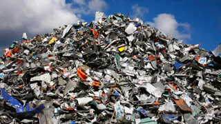 Чиновник ликвидировал свалку с помощью "фотошопа"