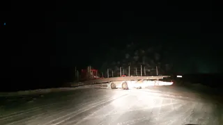 Под Шиловом водитель фуры вылетел в кювет