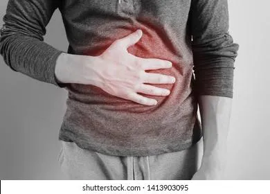 Медик назвал первый заметный симптом агрессивной формы рака