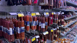 Можно смело брать – там чисто мясо: Росконтроль отобрал лучшие марки колбасы