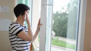 И снова едкий запах: люди жалуются на вонь по ночам в выходные