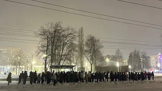 Жители Ахун бьют тревогу: проблемы с маршрутками 93 и 99 утром