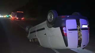 Не справился с управлением: в Рыбновском районе опрокинулся легковой автомобиль