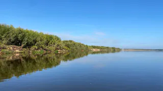 Магнитогорск укрепляет берега: как защищают поселок Пресная плотина от весенних паводков