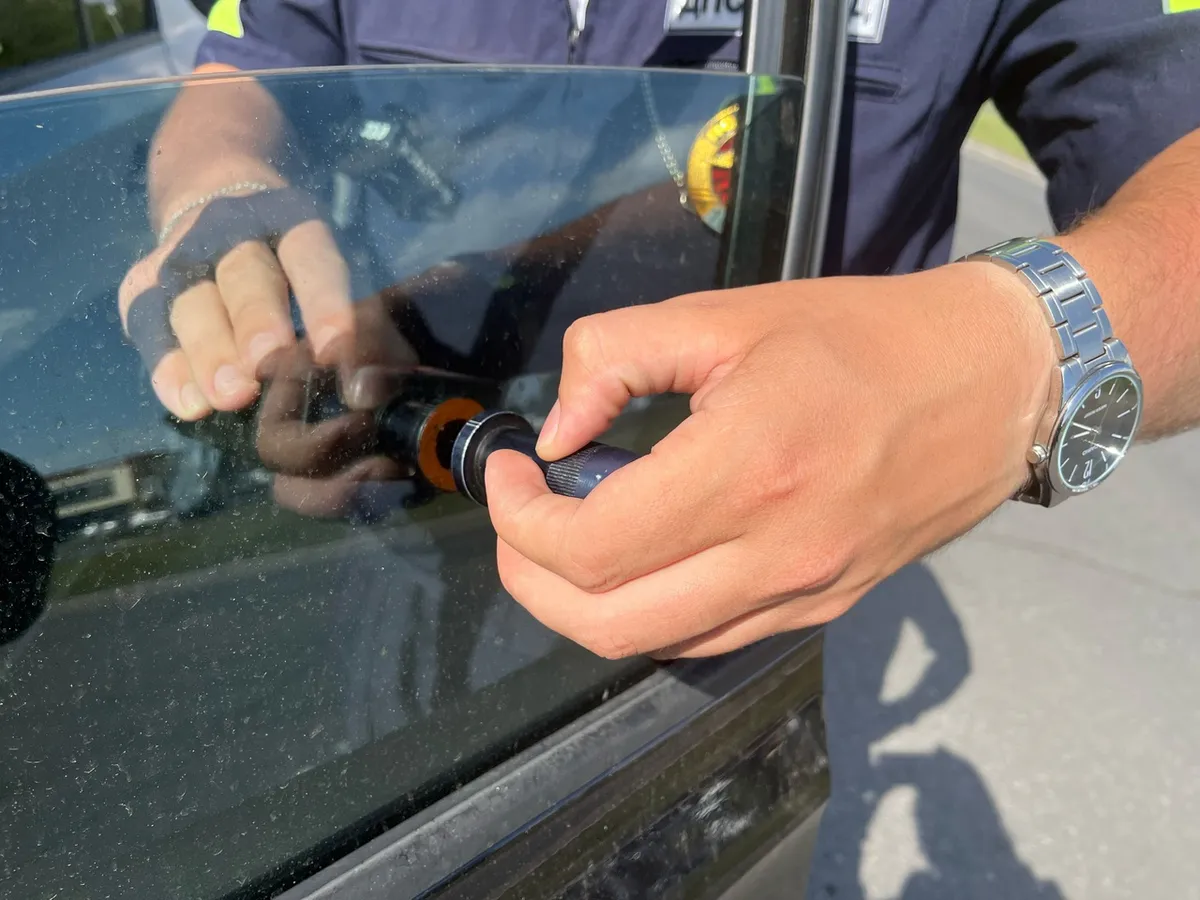 Автоинспекторы Нижнекамска за день привлекли к ответственности за тонировку 25 водителей