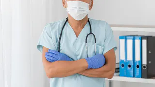 70 медицинских работников во Владимире оставили без положенных социальных выплат