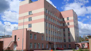 Звоните: в регистратуре онкоцентра сменился номер