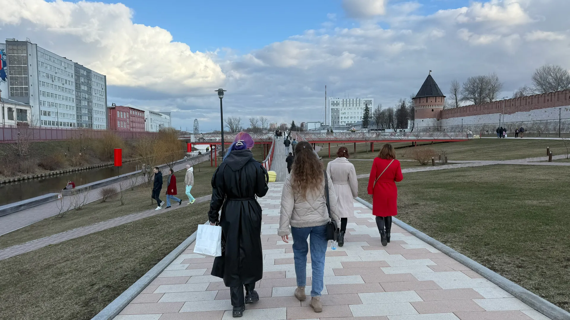 Теперь понедельник станет выходным: Госдума подарила россиянам «счастливый лотерейный билет»
