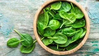 Шпинат правильно варить… без воды