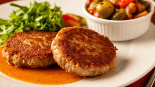 Чтобы котлеты таяли во рту, бабушка научила добавлять в фарш особый ингредиент