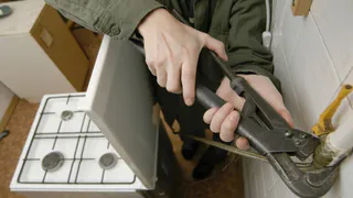 В Муроме приставы помогли газовой службе попасть в квартиру должницы