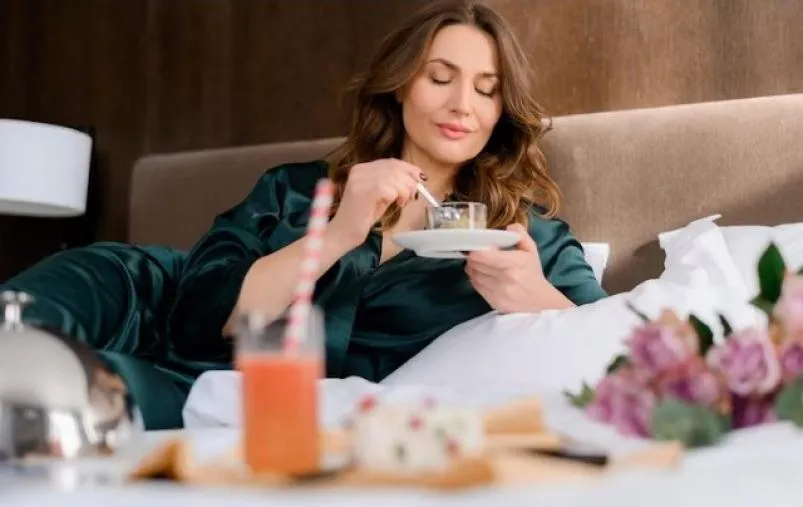 Всего 1 привычка утром сгонит весь жир с боков за пару недель перед летом