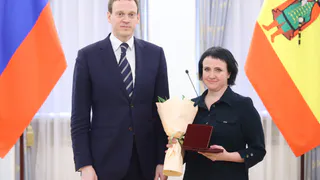 Павел Малков вручил государственные и региональные награды жителям региона