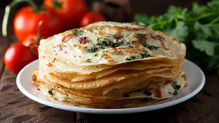 Напекла гору блинов на Масленицу! Делюсь семейным рецептом блинов от бабушки