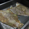 Камбала с чесночно-укропным соусом: рыба тает во рту, а плавники вынимаются за секунду — лайфхак с Дальнего Востока