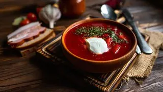 Стало известно, чем можно заменить картофель в борщах и супах