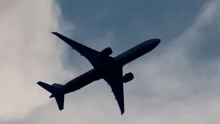 Ограничения в аэропорту Брянск продлили еще на неделю