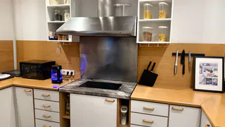 Деньги на ветер: 10 неразумных приобретений домохозяек - приносят проблемы и неудобства на кухне 