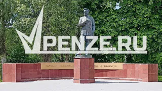 Бронзовый милиционер на страже порядка: почему боялись и за что уважали дядю Гришу