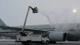 В нижнекамском аэропорту при взлете в салоне самолета началось задымление