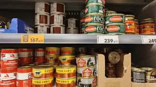 Можно покупать по 5 банок - внутри 100% мясо: эксперт Роскачества перечислила лучшие марки тушенки