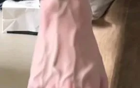 Врачи рассказали, о чем сигнализирует онемение рук