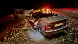 В Коми страшное ДТП забрало жизнь беременной девушки и еще 3 людей