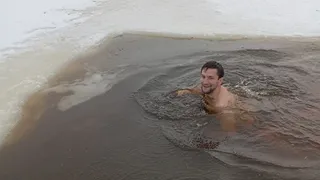 Сыктывкарский морж покорил Питер без подготовки