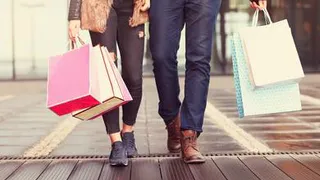 Россияне начали активнее тратить деньги, ожидая роста цен