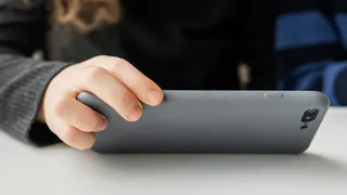 Челябинская школьница стала жертвой хитрых аферистов: мошенники украли у семьи более 200 тысяч рублей