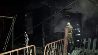 В пылающем доме заживо сгорели три человека