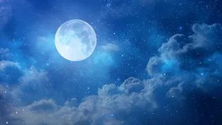 Встречаем суперлуние 31 августа: целуемся, моем полы, привлекаем деньги и любовь