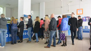 Хаос продолжается - в почтовых отделениях массово сокращают сотрудников и зарплату