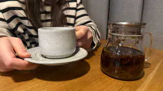 Если хотите ароматный и полезный чай из смородиновых листьев, собирать их нужно именно в это время - запомните раз и навсегда