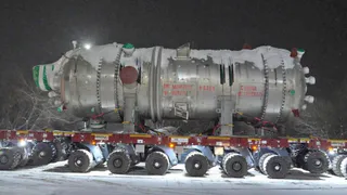 В Нижнекамск прибыли три установки для синтеза гексена